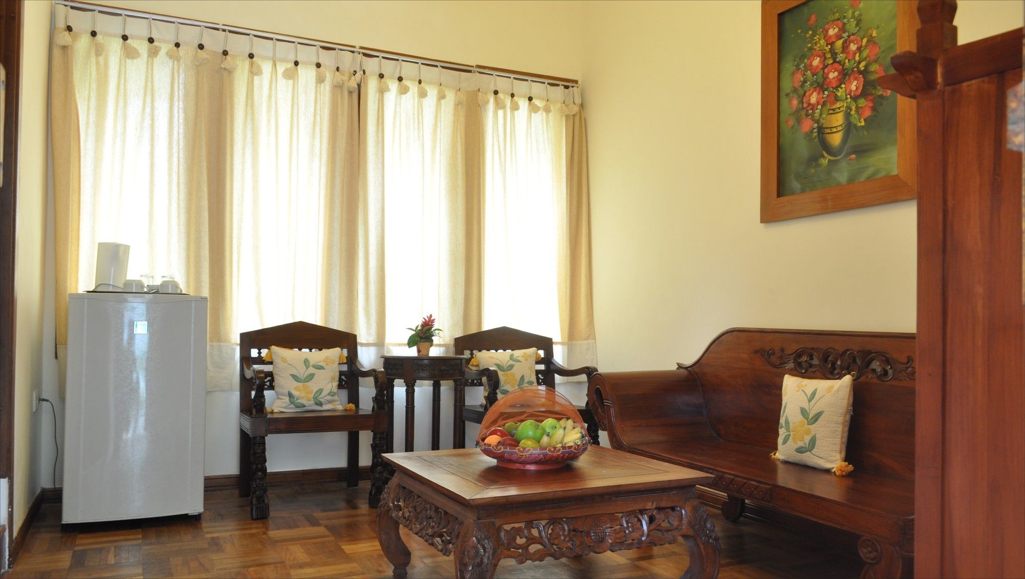 Bukit Daun Hotel And Resort Kediri  Exterior foto