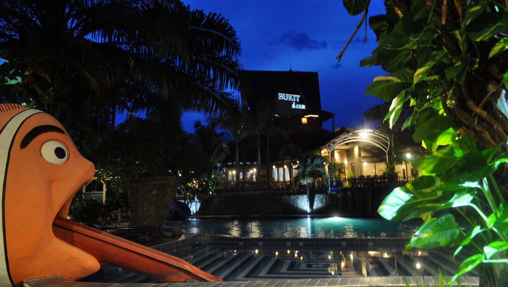 Bukit Daun Hotel And Resort Kediri  Exterior foto