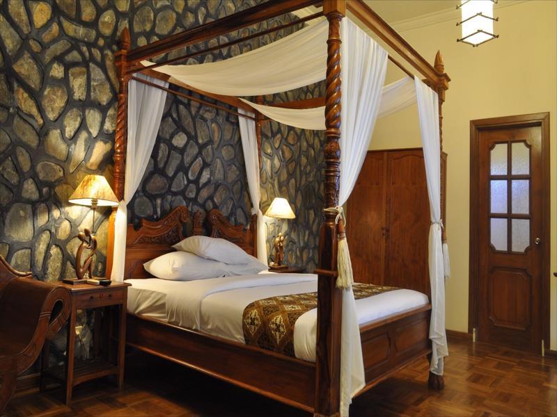 Bukit Daun Hotel And Resort Kediri  Exterior foto