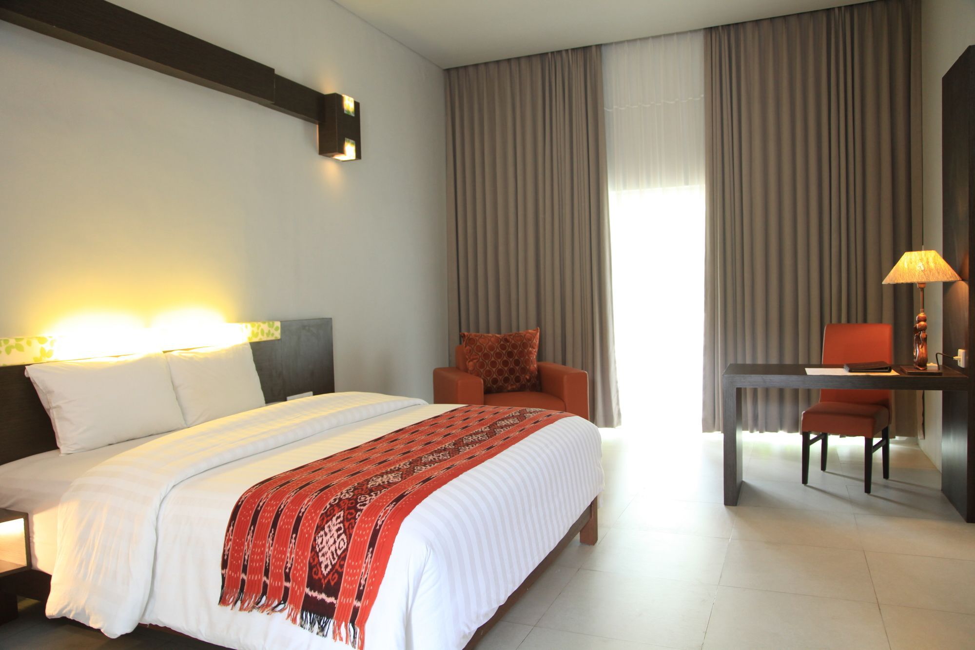 Bukit Daun Hotel And Resort Kediri  Exterior foto